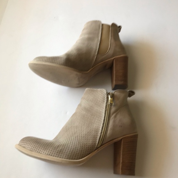 Vera Gomma Suede and Leather Ankle Boots - Picture 3 of 14